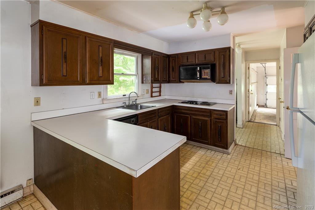 Photo 38 of 40 of 462 Taconic Road house