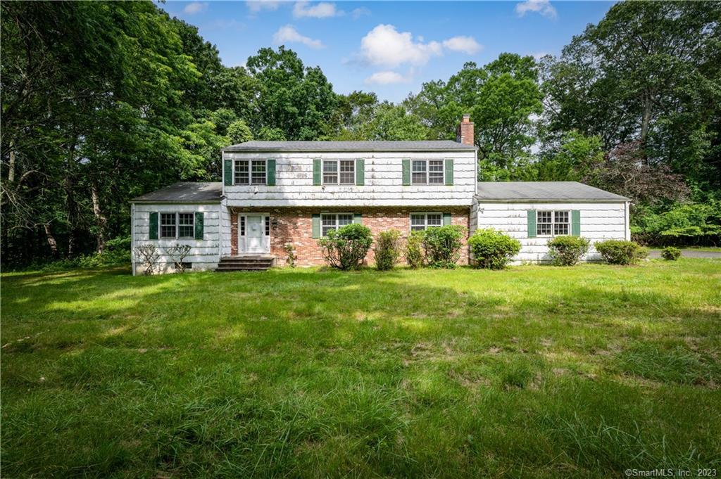 Photo 4 of 40 of 462 Taconic Road house