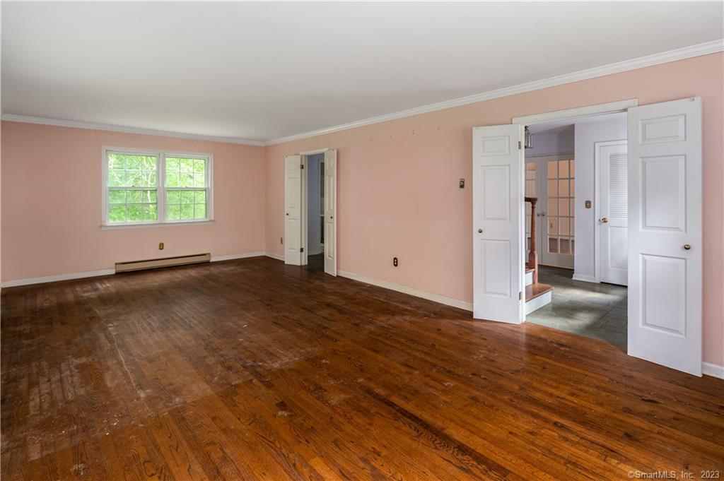 Photo 18 of 40 of 462 Taconic Road house