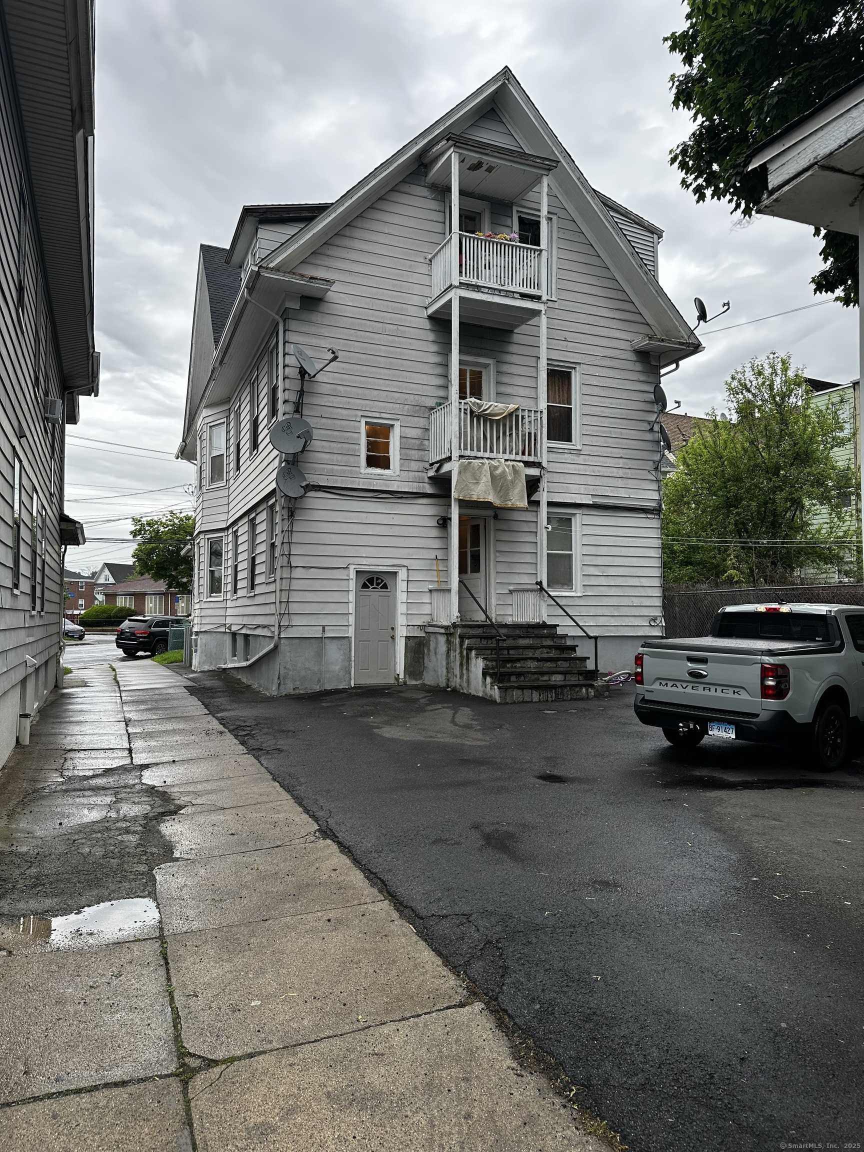 501 Pequonnock Street