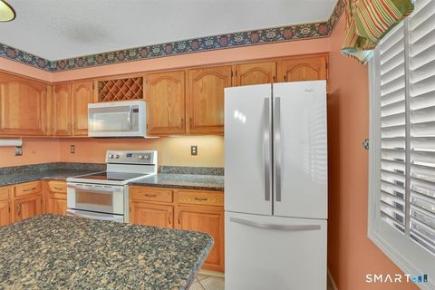 Tiny photo for 5 Haddam Drive #5, Avon, CT 06001 (MLS # 24164752)