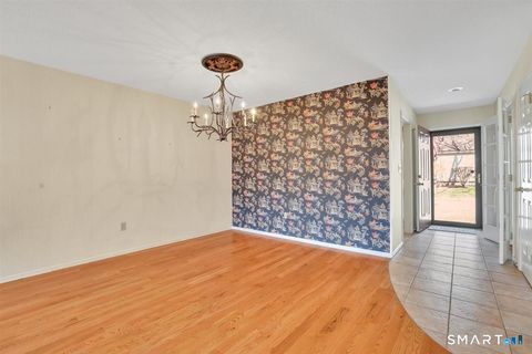 Tiny photo for 5 Haddam Drive #5, Avon, CT 06001 (MLS # 24164752)