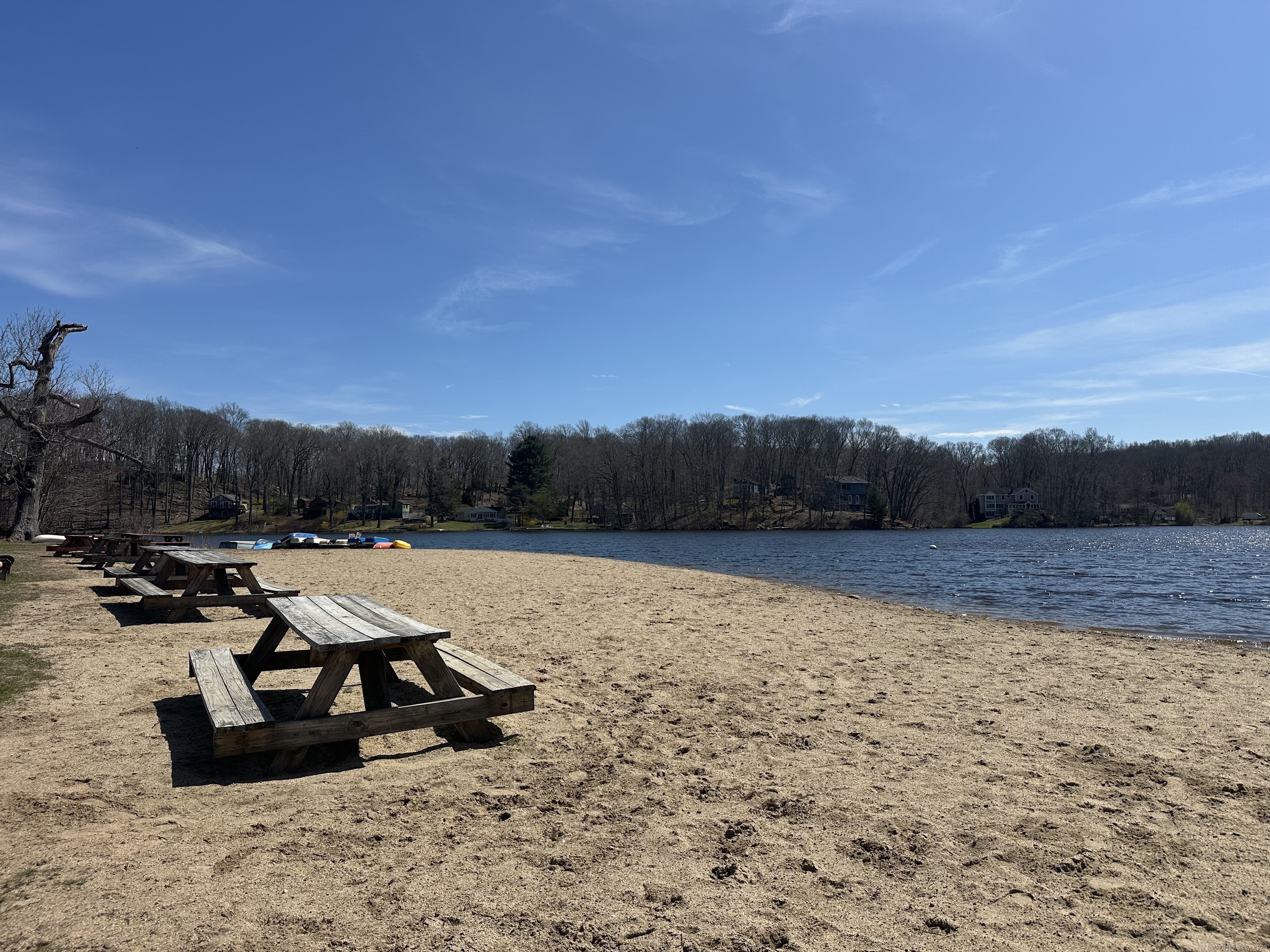 37 Dinwoodie Drive, North Branford, Connecticut image 25