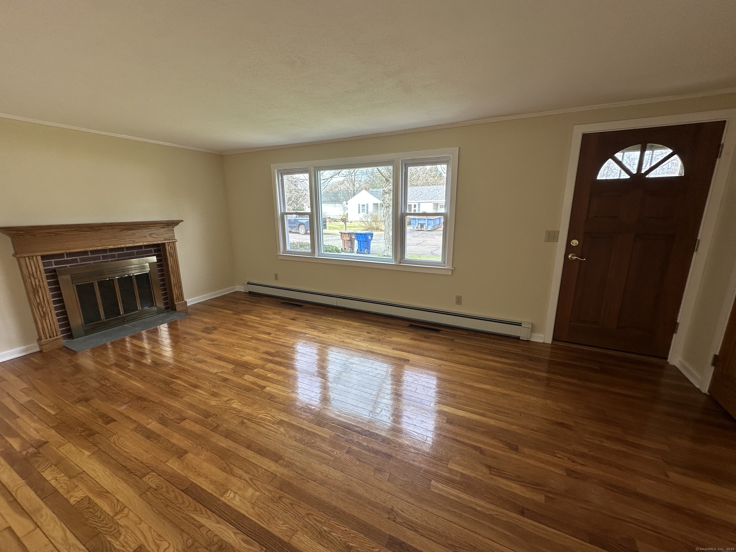 37 Dinwoodie Drive, North Branford, Connecticut image 13