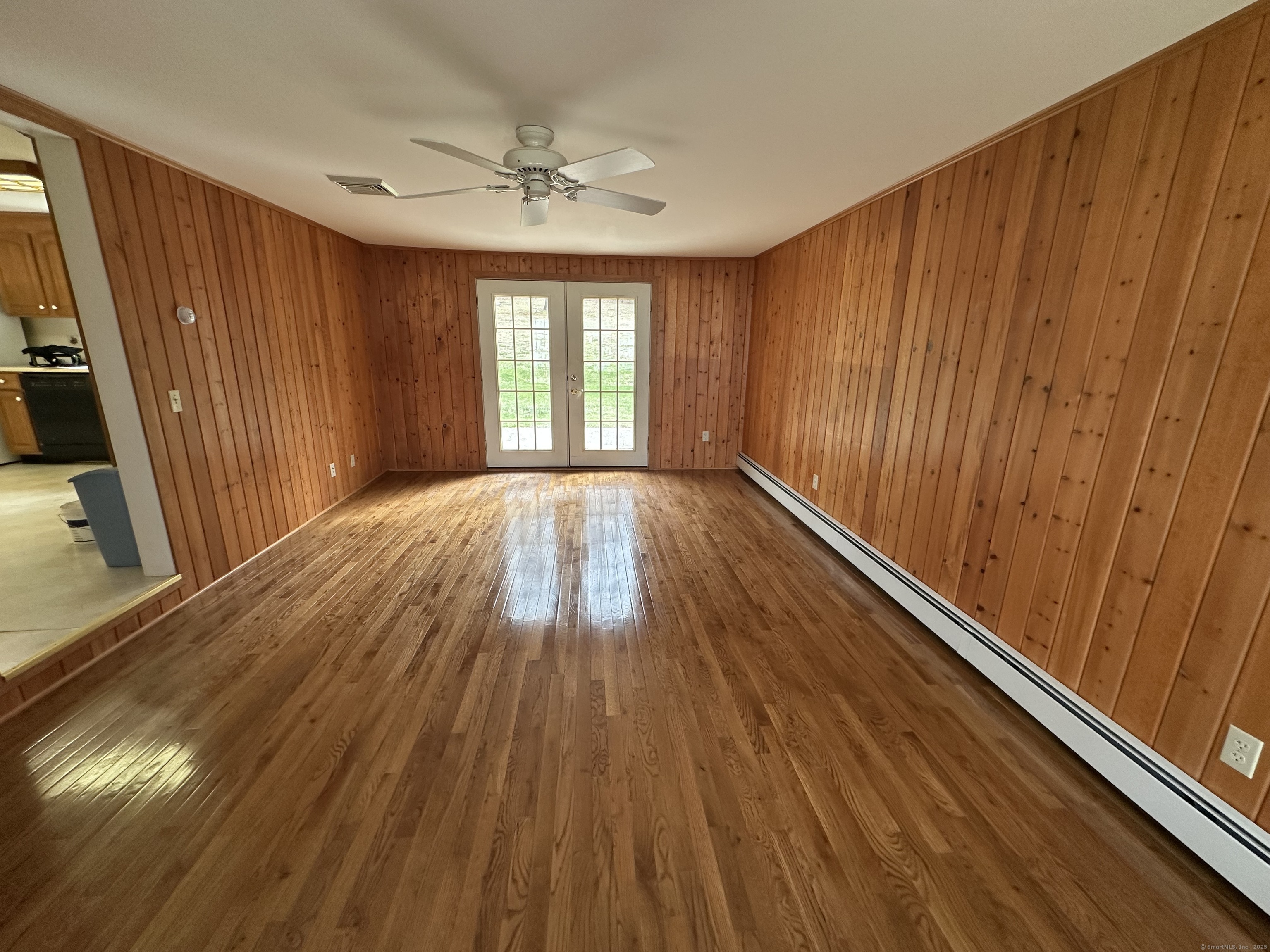 37 Dinwoodie Drive, North Branford, Connecticut image 9