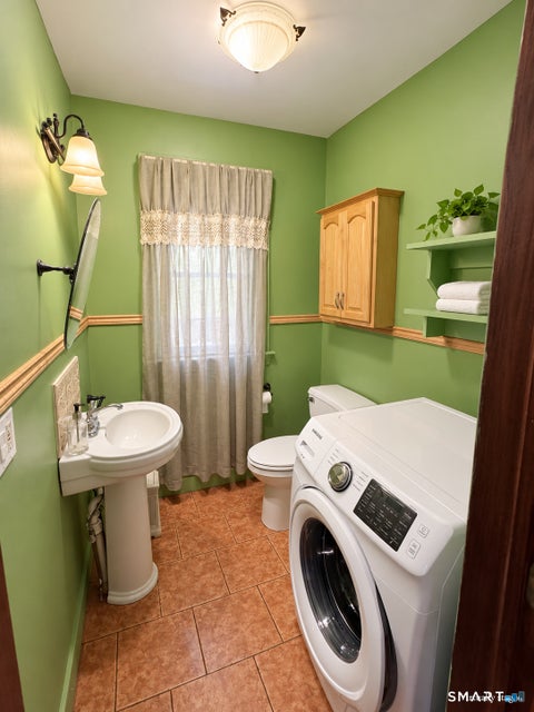 Tiny photo for 558 Savin Avenue, West Haven, CT 06516 (MLS # 24214736)