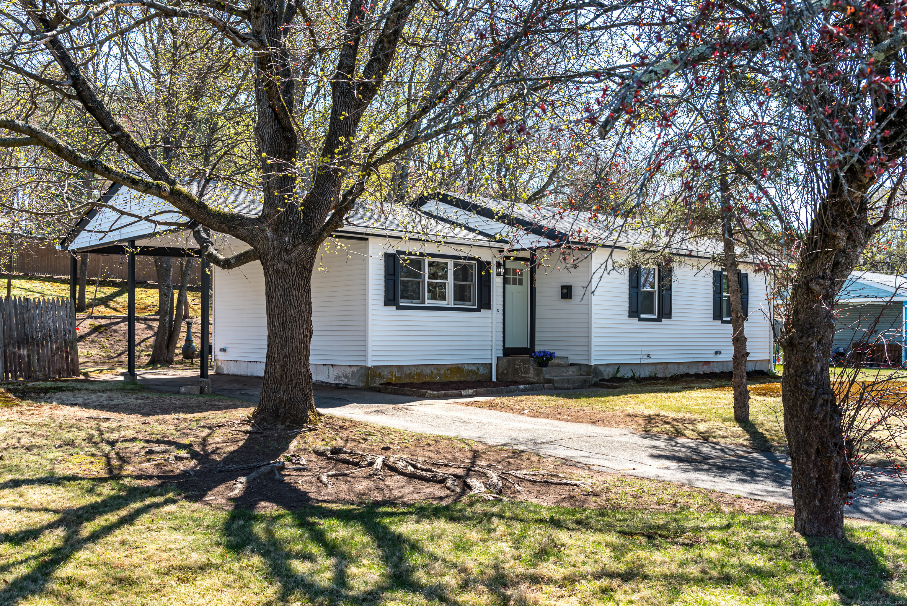 98 Columbia Road, Enfield, Connecticut image 2