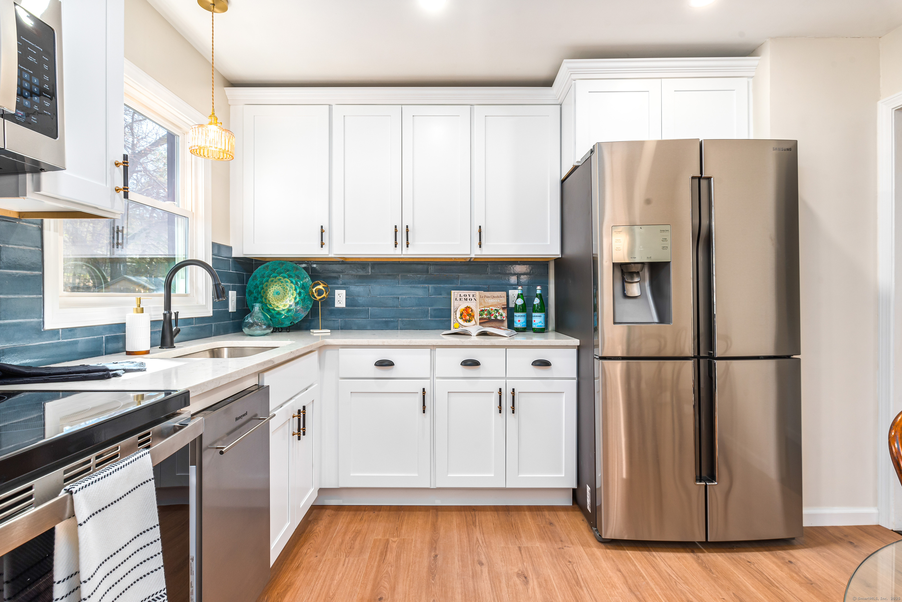 98 Columbia Road, Enfield, Connecticut image 12