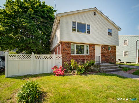 Multifamily For Rent - 38 Landin Street #2<br/> Woodbridge, CT 06525