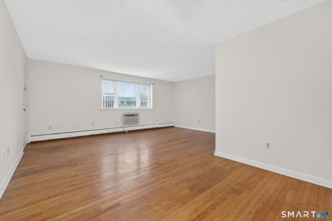 Tiny photo for 13 Robbins Lane #APT B, Rocky Hill, CT 06067 (MLS # 24145802)