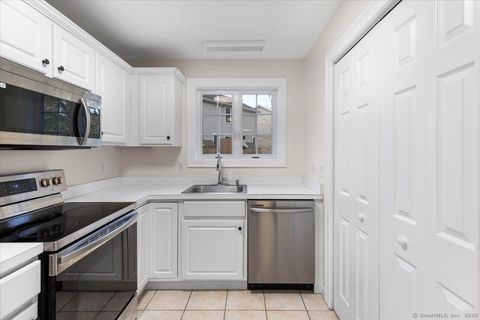 Tiny photo for 157 Leeder Hill Drive #APT 607, Hamden, CT 06517 (MLS # 24136723)