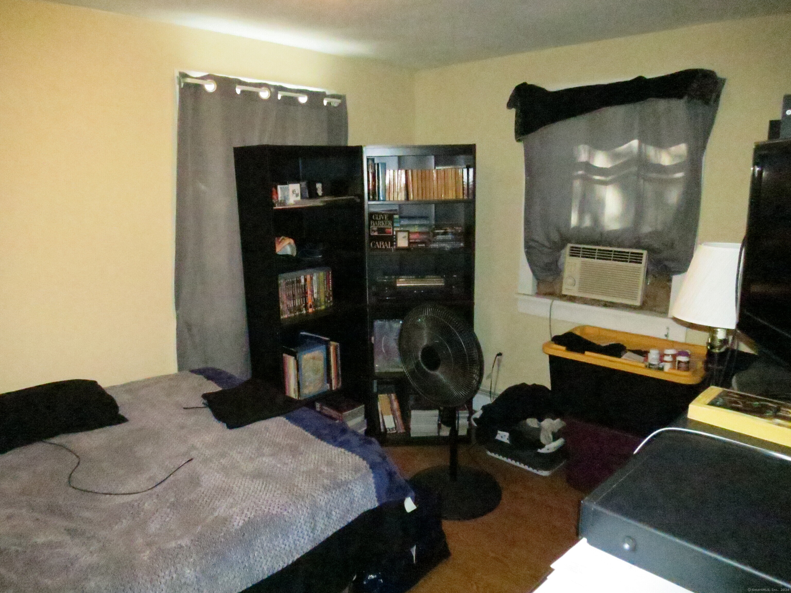 Colchester, Connecticut 06415, United States, 4 Bedrooms Bedrooms, ,2 BathroomsBathrooms,Residential,Pending,37423