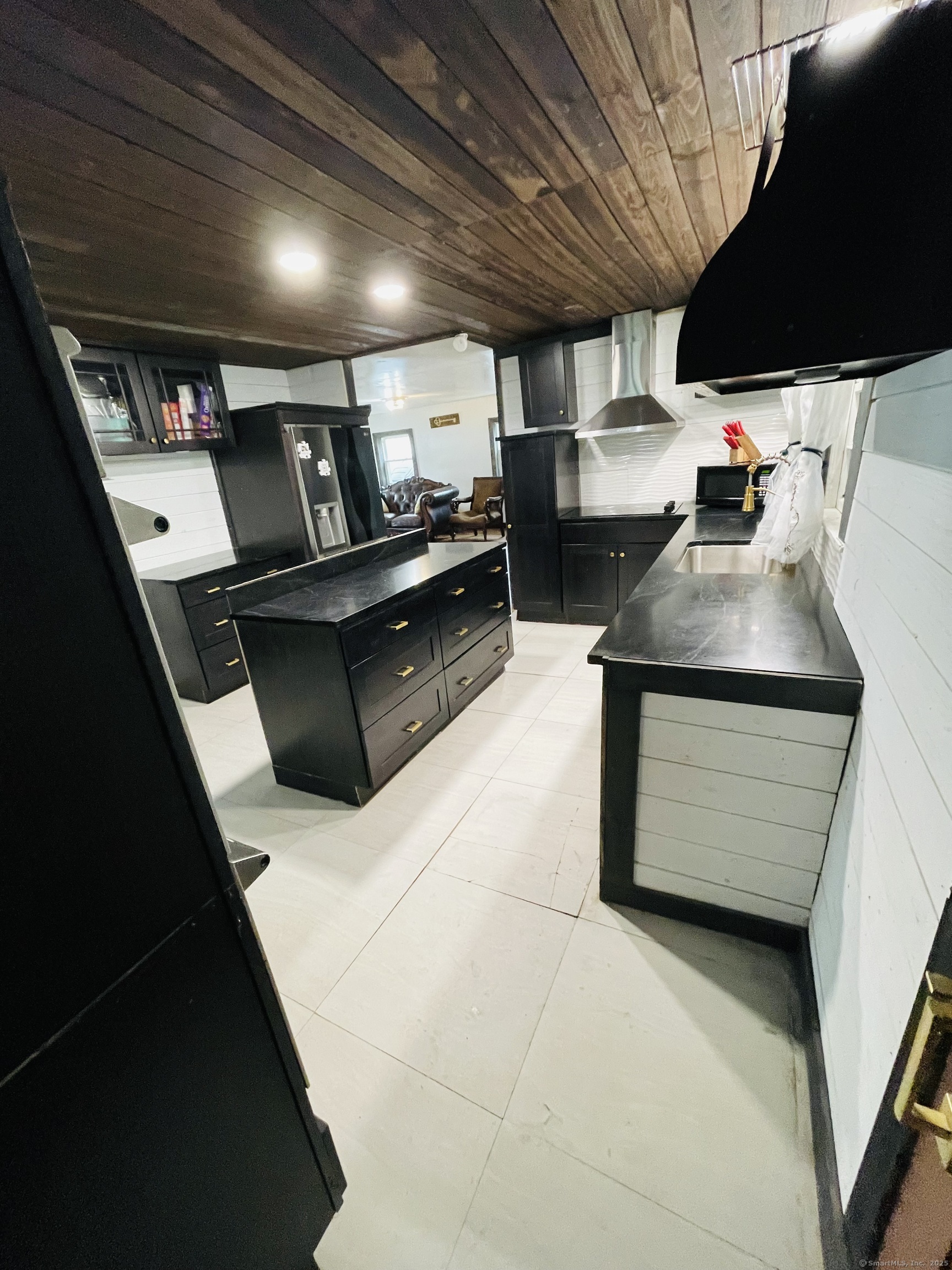 670 Wauregan Road, Brooklyn, Connecticut image 9