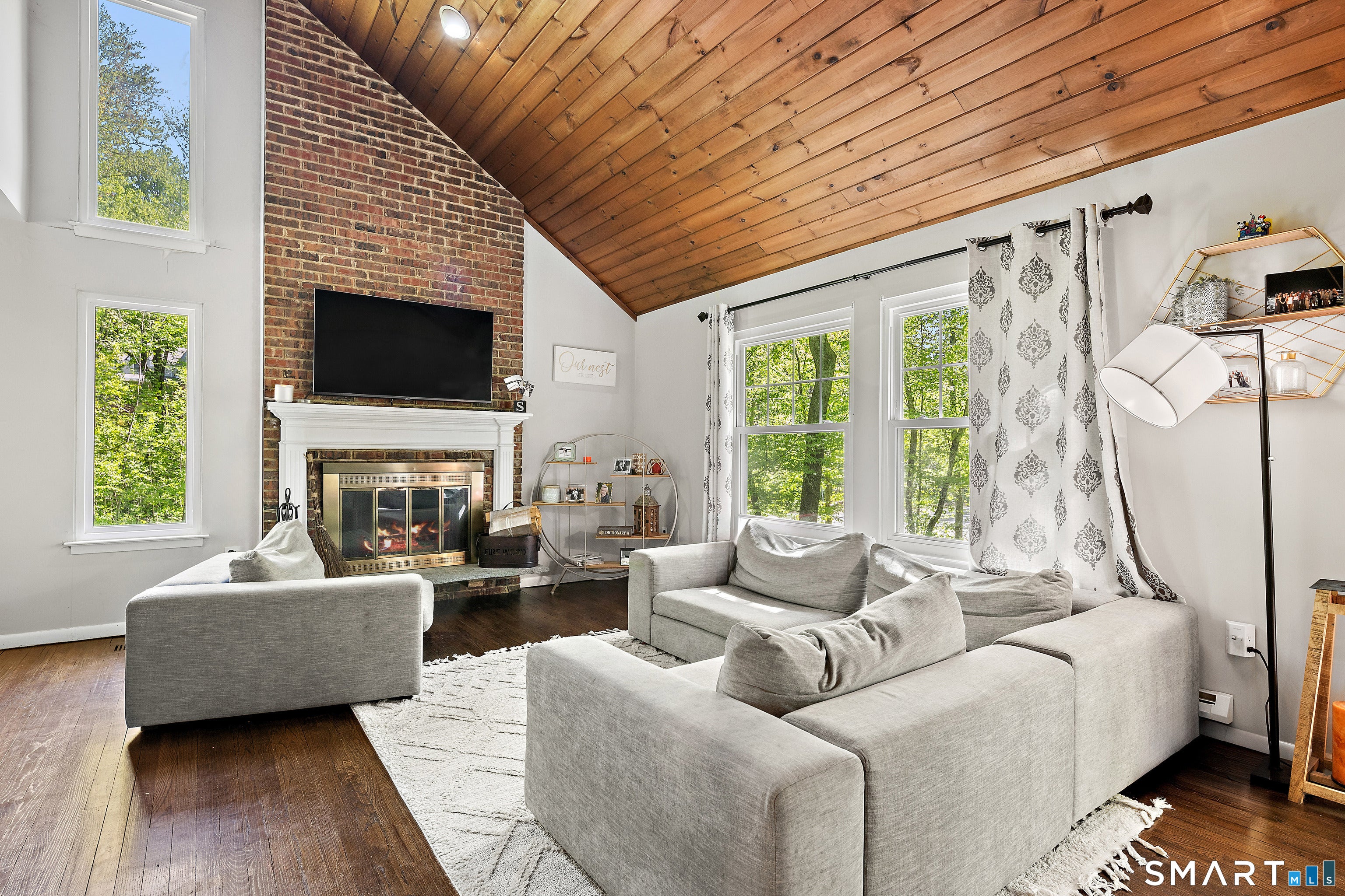 421 Chestnut Hill Road