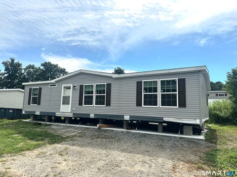 Mobile Home For Sale - 19 Cliff Road<br/> New London County, Ledyard, CT 06339