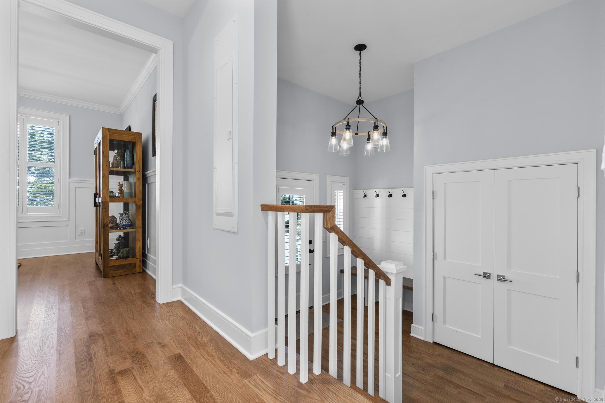 Fairfield, Connecticut 06824, United States, 5 Bedrooms Bedrooms, ,5 BathroomsBathrooms,Residential,Pending,208387