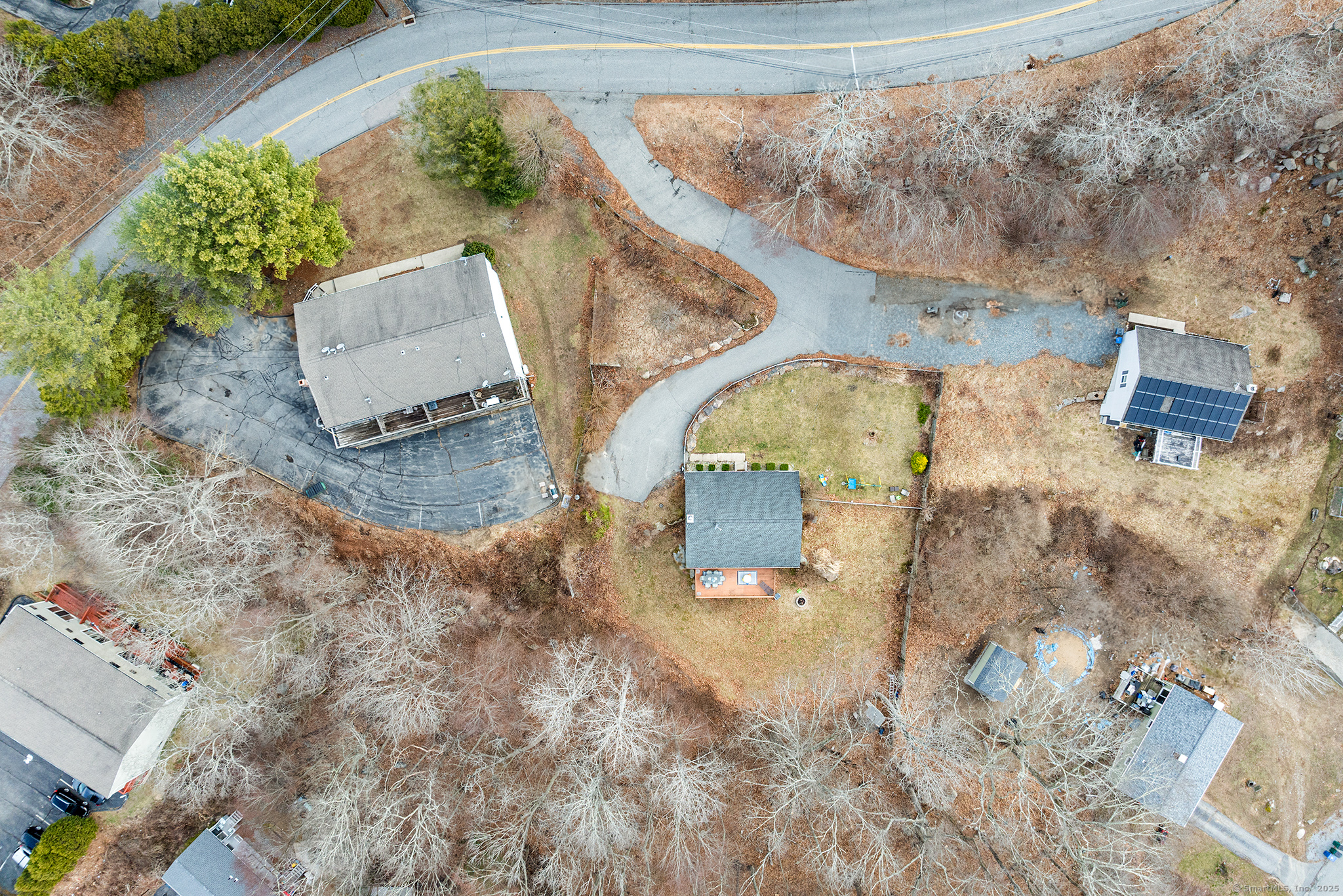 19 Platoz Drive, Montville, Connecticut image 9
