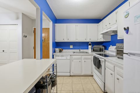 Tiny photo for 565 Talcottville Road #APT 1C4, Vernon, CT 06066 (MLS # 24134829)