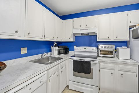 Tiny photo for 565 Talcottville Road #APT 1C4, Vernon, CT 06066 (MLS # 24134829)