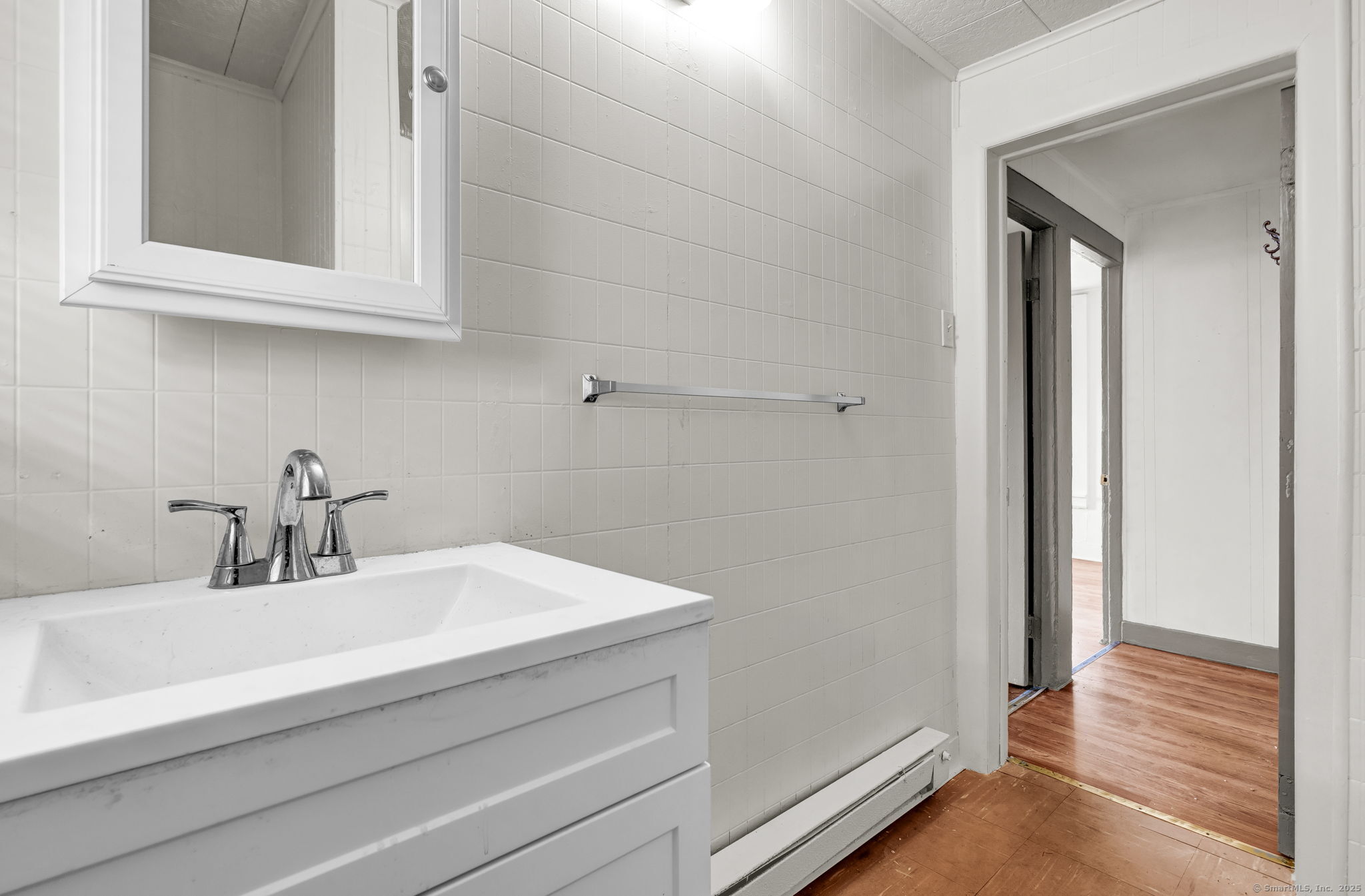 Waterbury, Connecticut 06702, United States, 8 Bedrooms Bedrooms, ,4 BathroomsBathrooms,Residential,Active,105792