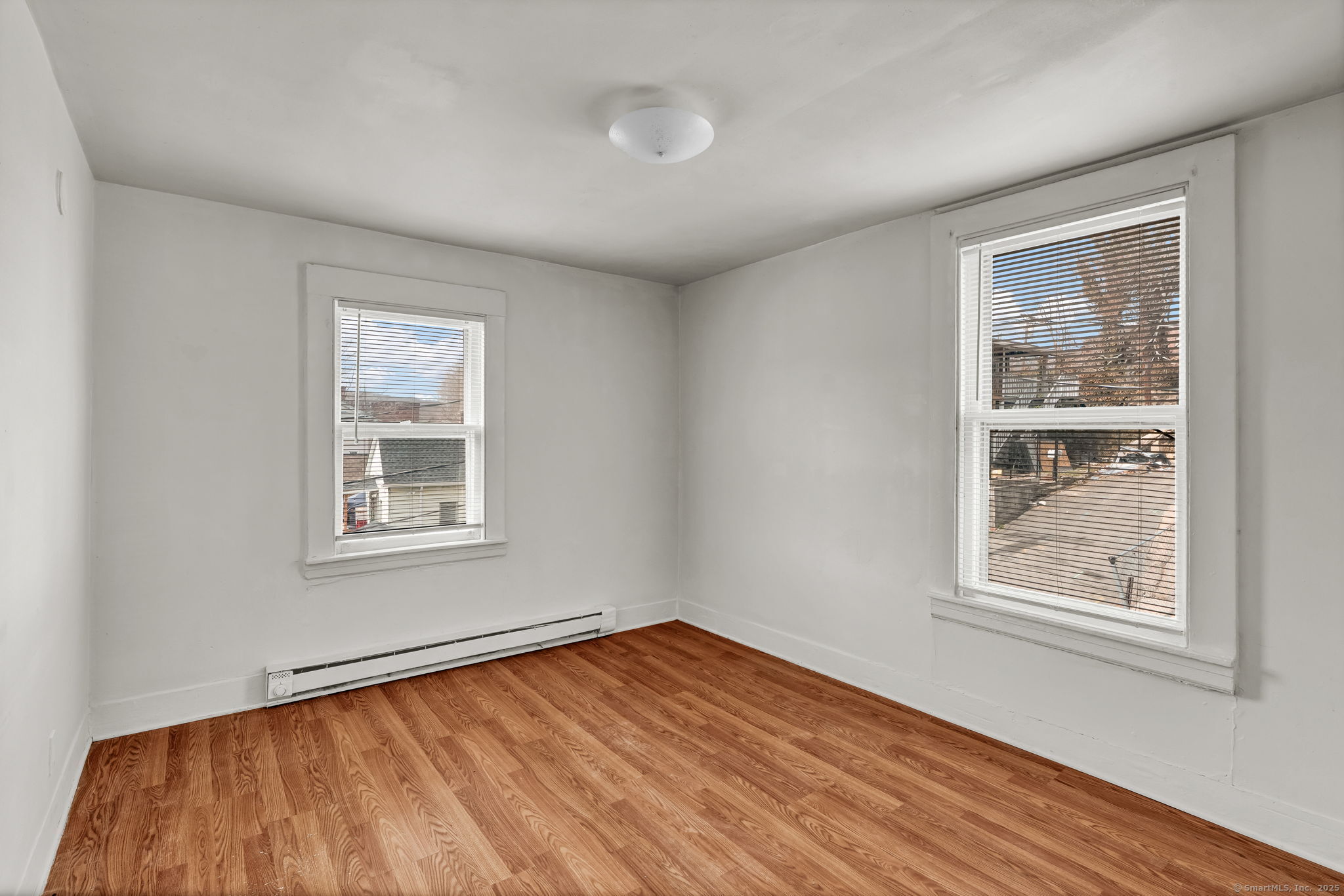 Waterbury, Connecticut 06702, United States, 8 Bedrooms Bedrooms, ,4 BathroomsBathrooms,Residential,Active,105792