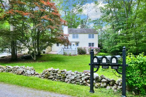 1 Graystone Lane Weston CT 06880
