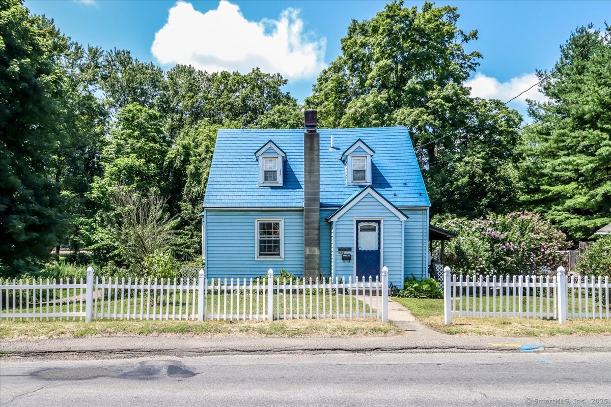 129 Housatonic Avenue