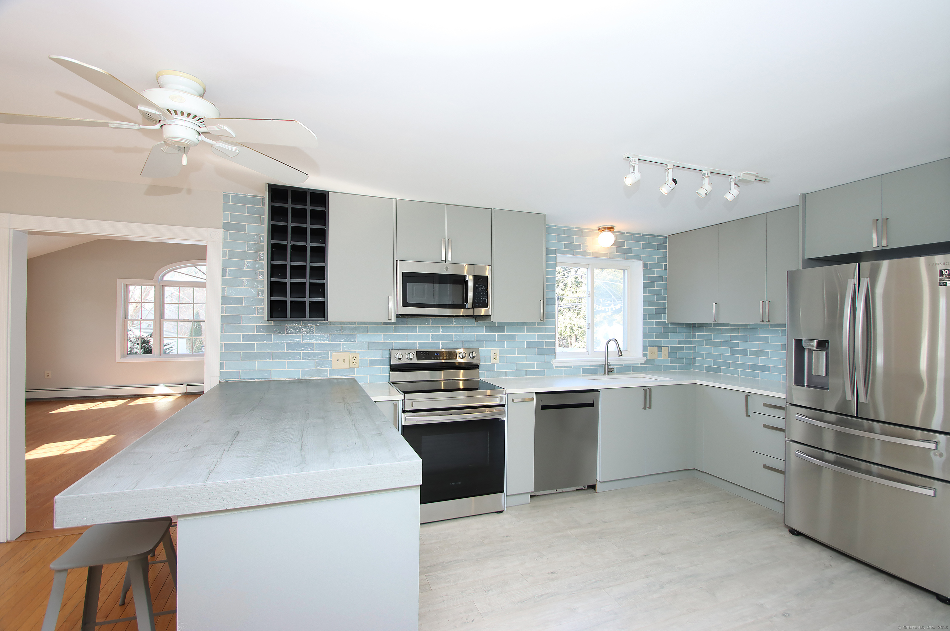 85 Guarino Drive, Middletown, Connecticut image 5