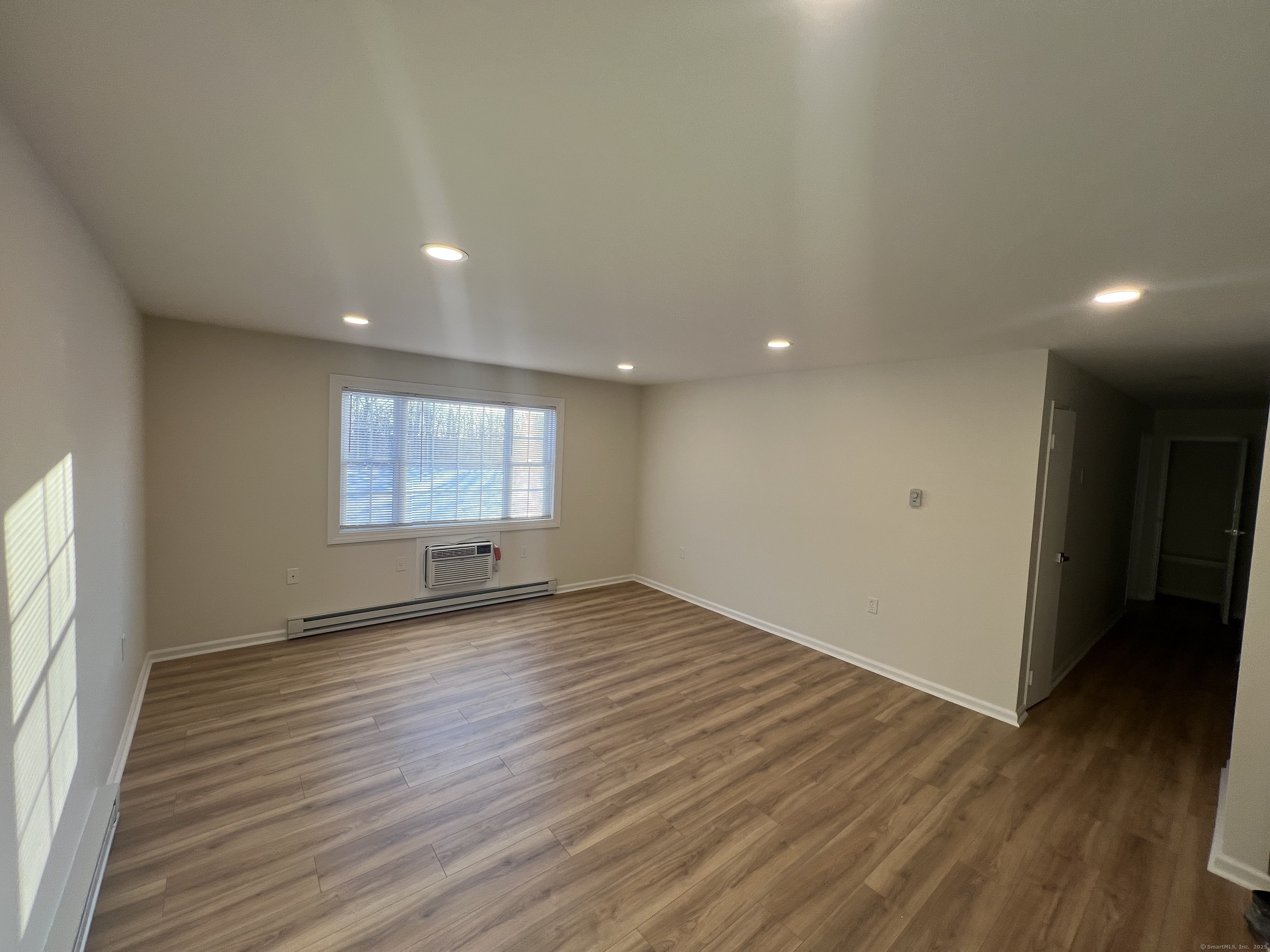 103 Horse Pond Road #APT C, Salem, Connecticut image 2