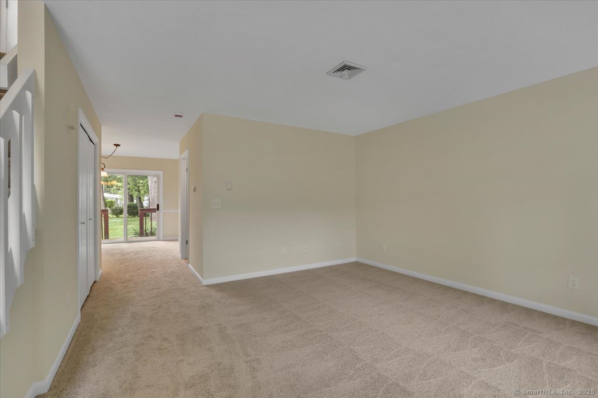 10 Cianci Avenue #APT 7, Plainville, Connecticut image 2