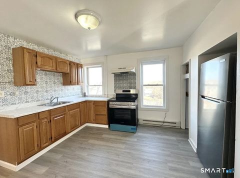 Tiny photo for 67 6th Street #1, Norwich, CT 06360 (MLS # 24147487)