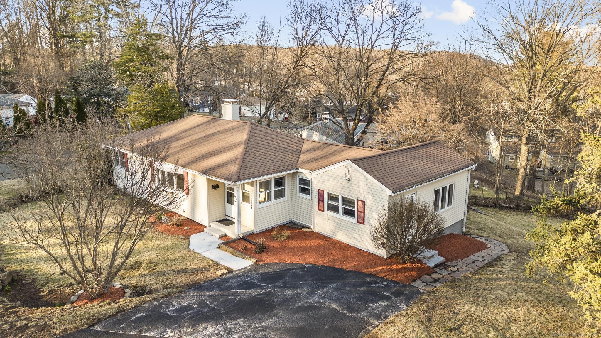 120 Douglas Drive, Meriden, Connecticut image 2