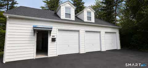Homes For Rent - 365 CIRCULAR AVE UNIT GA Circular Ave Avenue<br/> New Haven County, Hamden, CT 06514