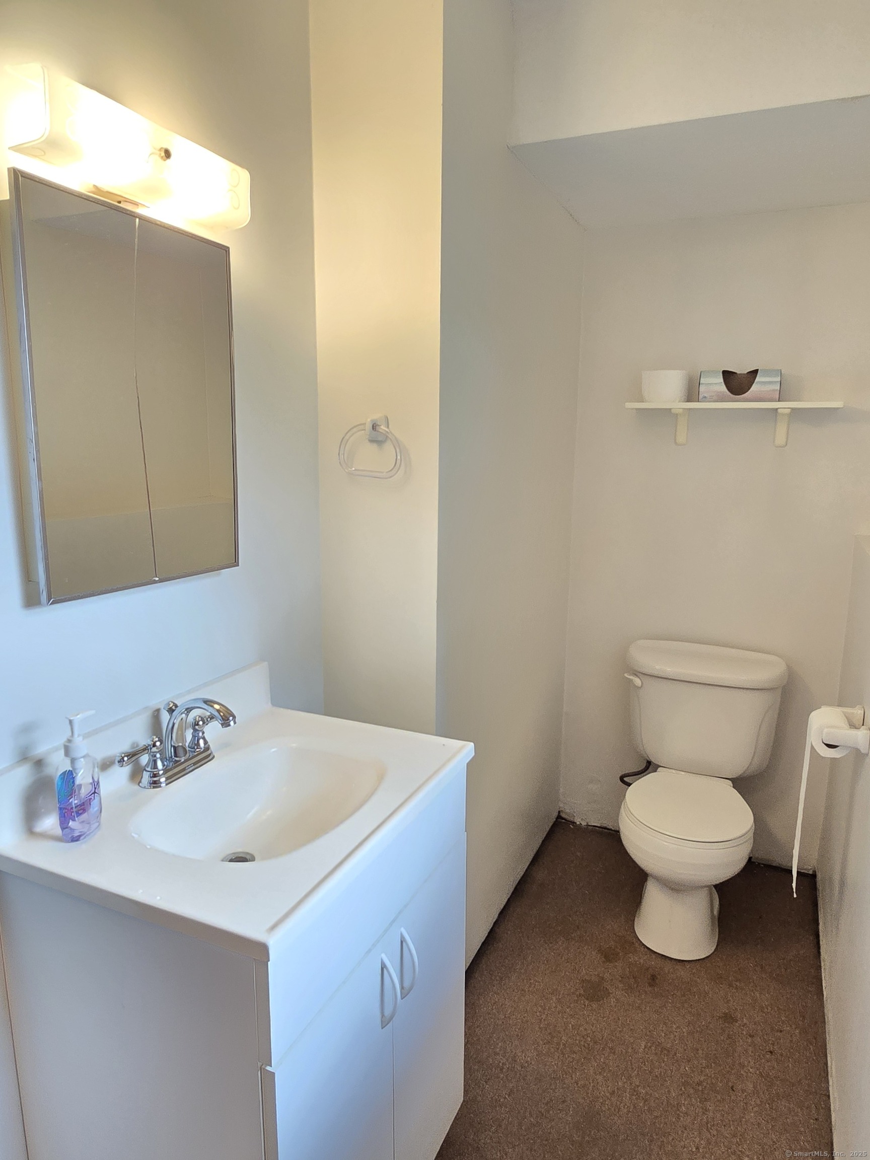 East Hartford, Connecticut 06118, United States, 3 Bedrooms Bedrooms, ,2 BathroomsBathrooms,Residential,Coming Soon,176847