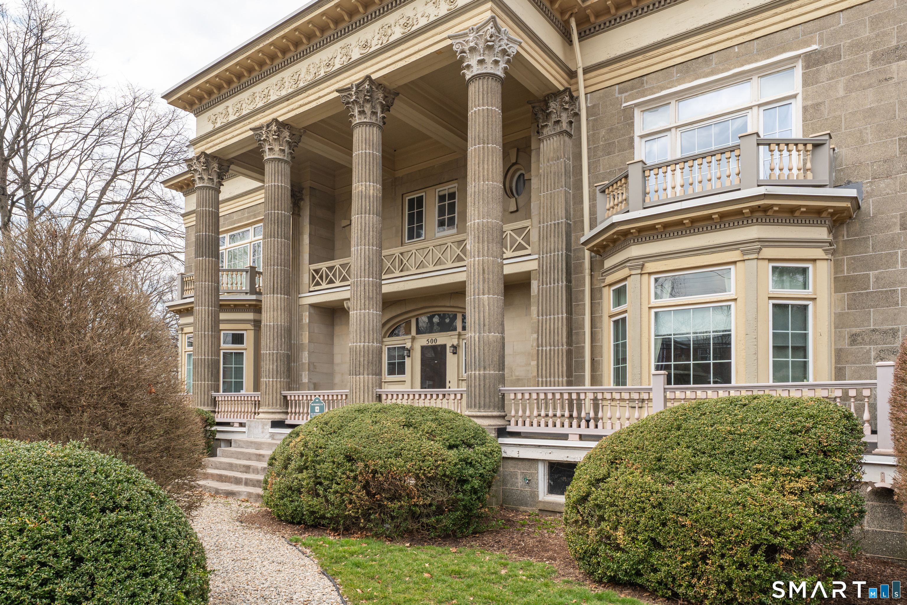 500 Prospect Street 2C