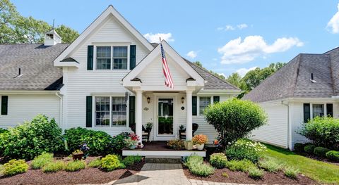 Condo For Sale - 6 Augusta Circle #6<br/> East Haddam, CT 06469