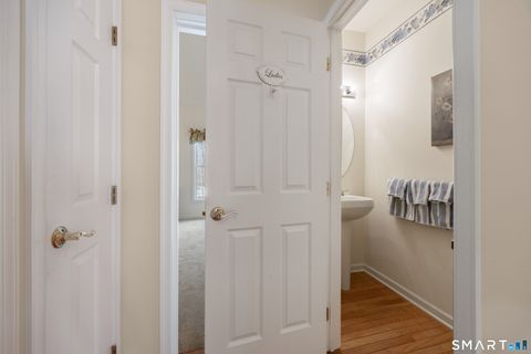 Tiny photo for 21 Fieldstone Court #21, North Haven, CT 06473 (MLS # 24149892)