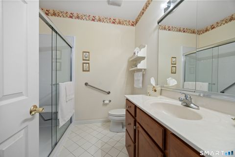 Tiny photo for 21 Fieldstone Court #21, North Haven, CT 06473 (MLS # 24149892)