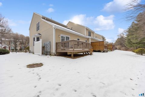 Tiny photo for 21 Fieldstone Court #21, North Haven, CT 06473 (MLS # 24149892)