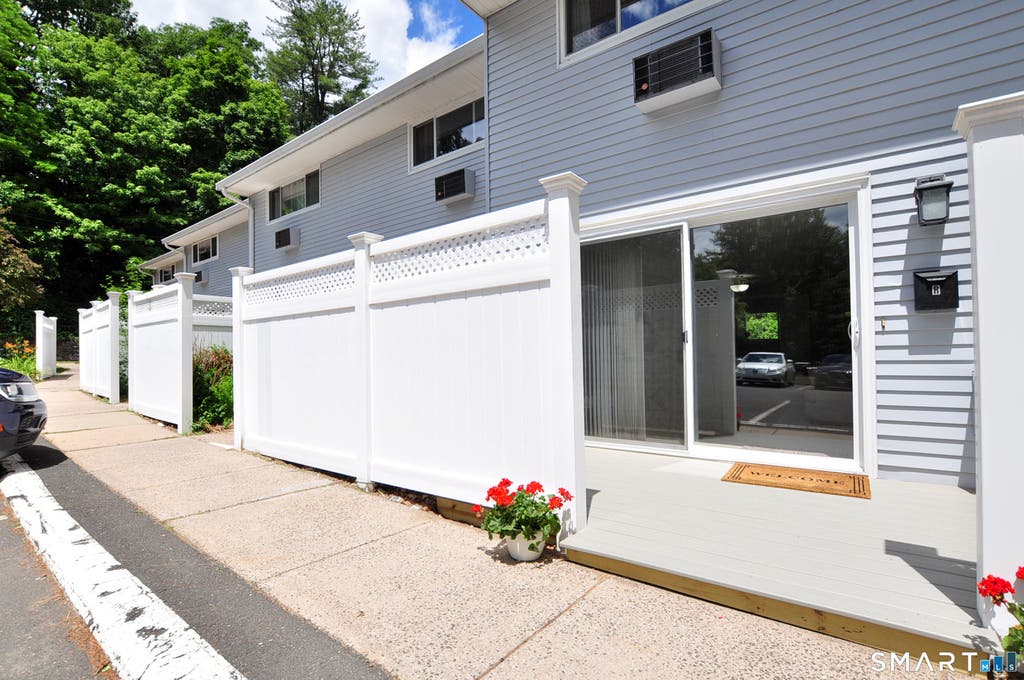 Photo of 10 Massaco Street #R, Simsbury, CT 06070 (MLS # 24183556)