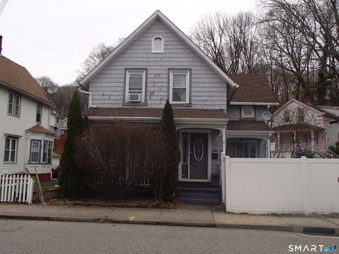 Homes For Sale - 182 Broad Street<br/> Norwich, CT 06360