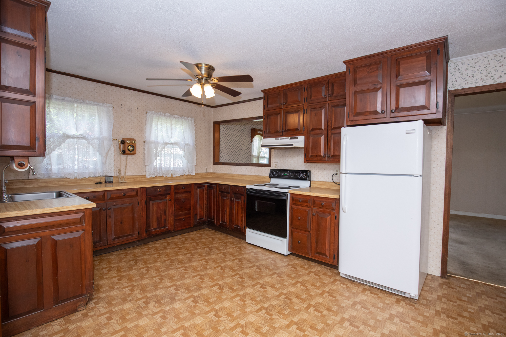 7 Cheryl Avenue, Wallingford, Connecticut image 9