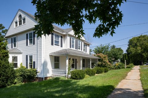 A home in North Canaan