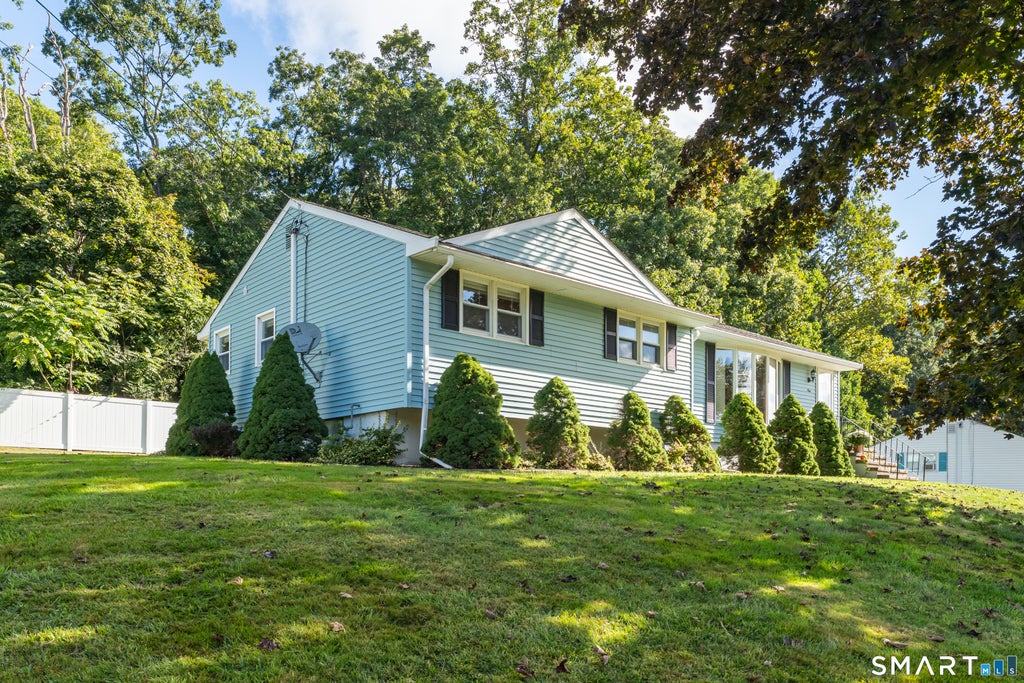 Photo of 9 Robin Drive, East Haven, CT 06513 (MLS # 24208788)