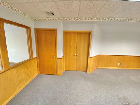 Tiny photo for 395 W Avon Road, Avon, CT 06001 (MLS # 170615886)