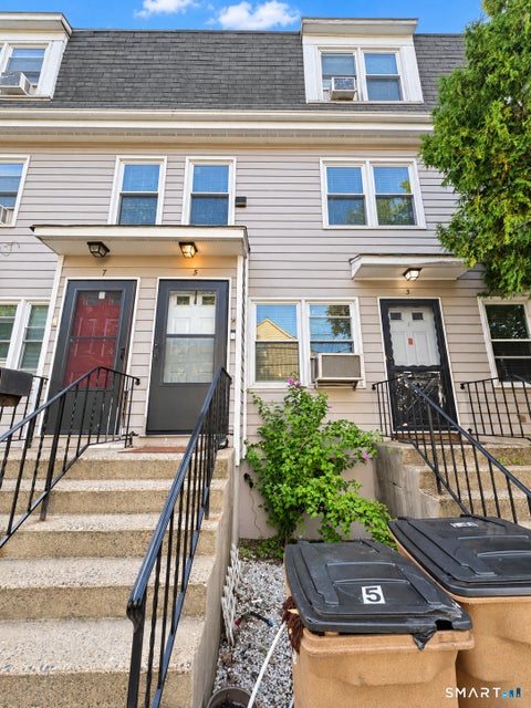 Photo of 5 Brown Avenue #5, Stamford, CT 06902 (MLS # 24206768)