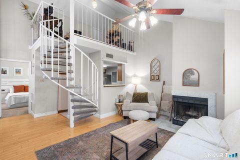 301 Carriage Crossing Lane 301 Middletown CT 06457