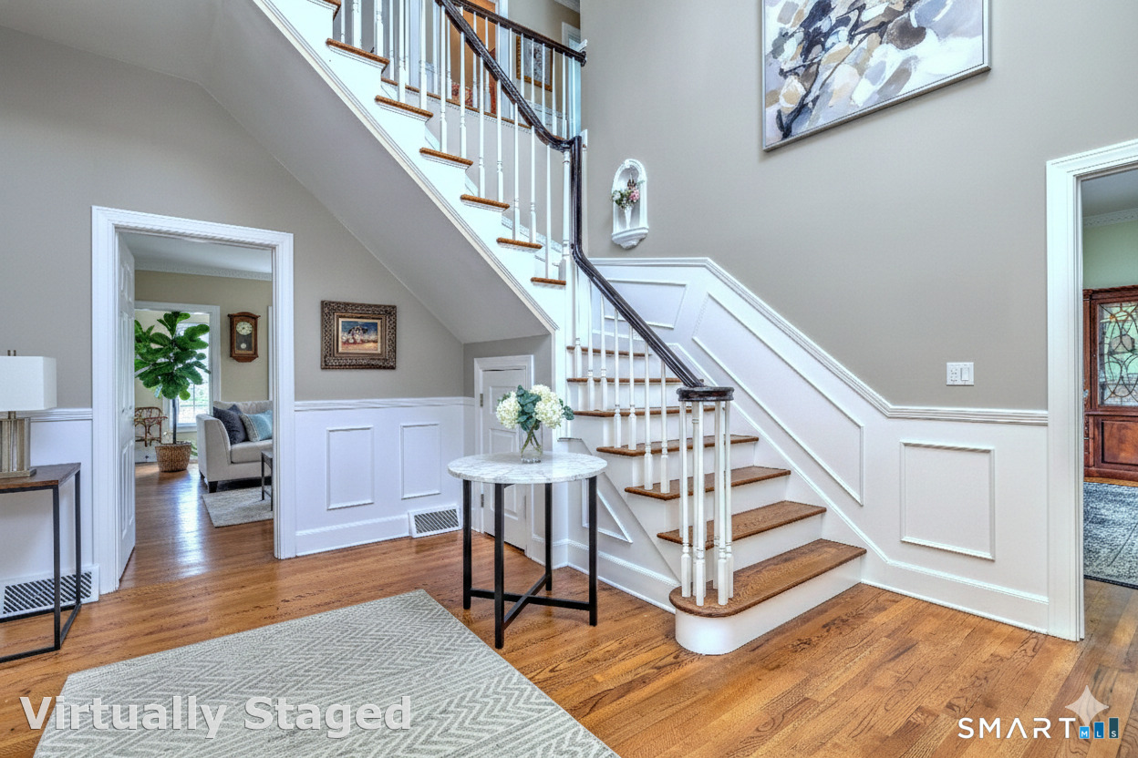 152 West River Street