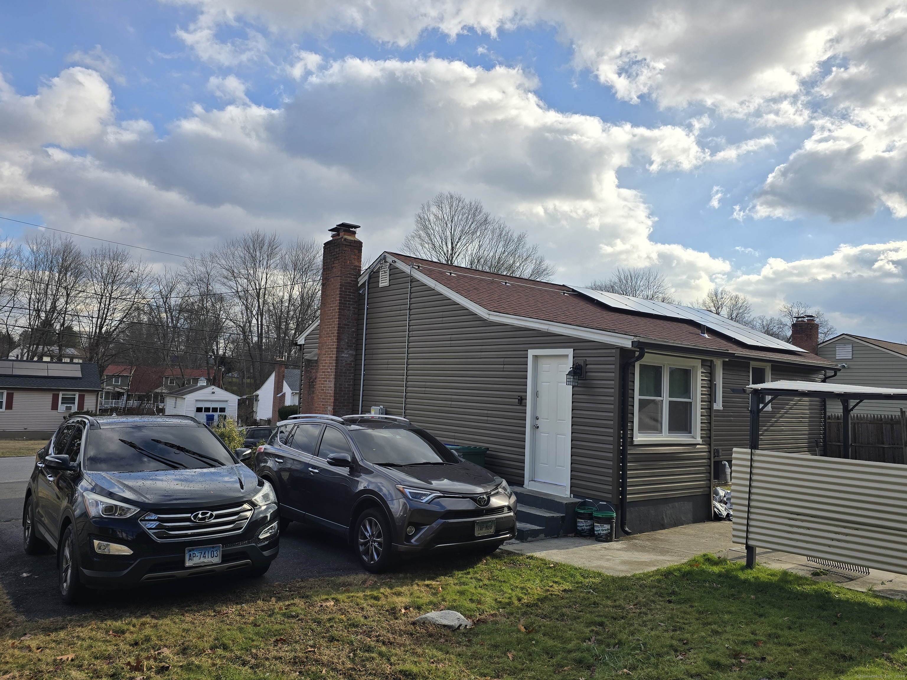 Bloomfield, Connecticut 06002, United States, 3 Bedrooms Bedrooms, ,2 BathroomsBathrooms,Residential,Pending,26800