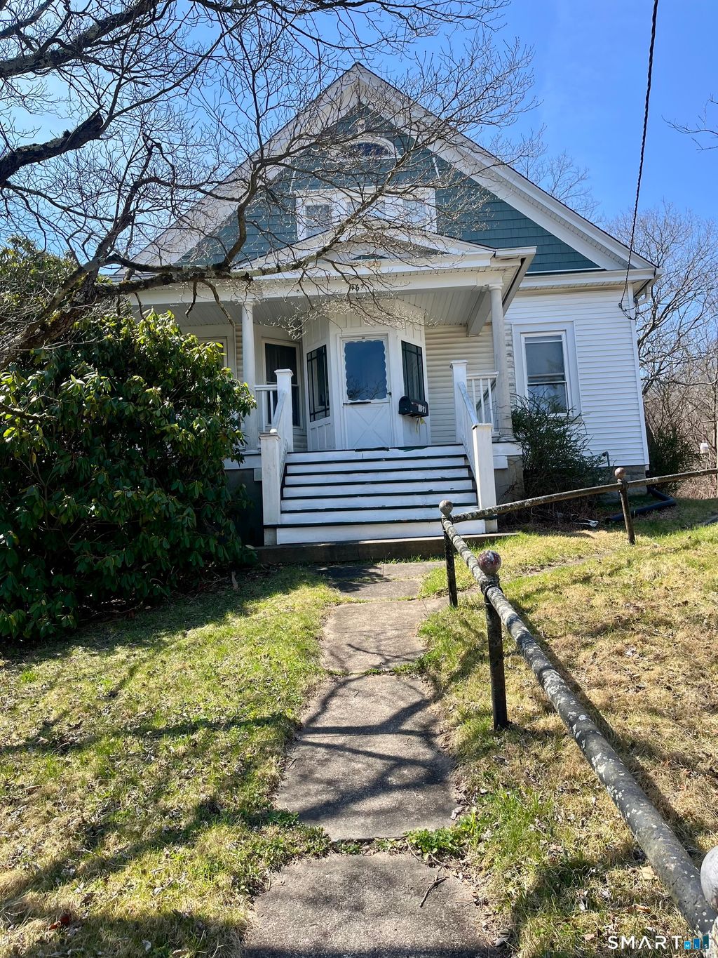 Photo of 467 Bunker Hill Avenue, Waterbury, CT 06708 (MLS # 24166509)